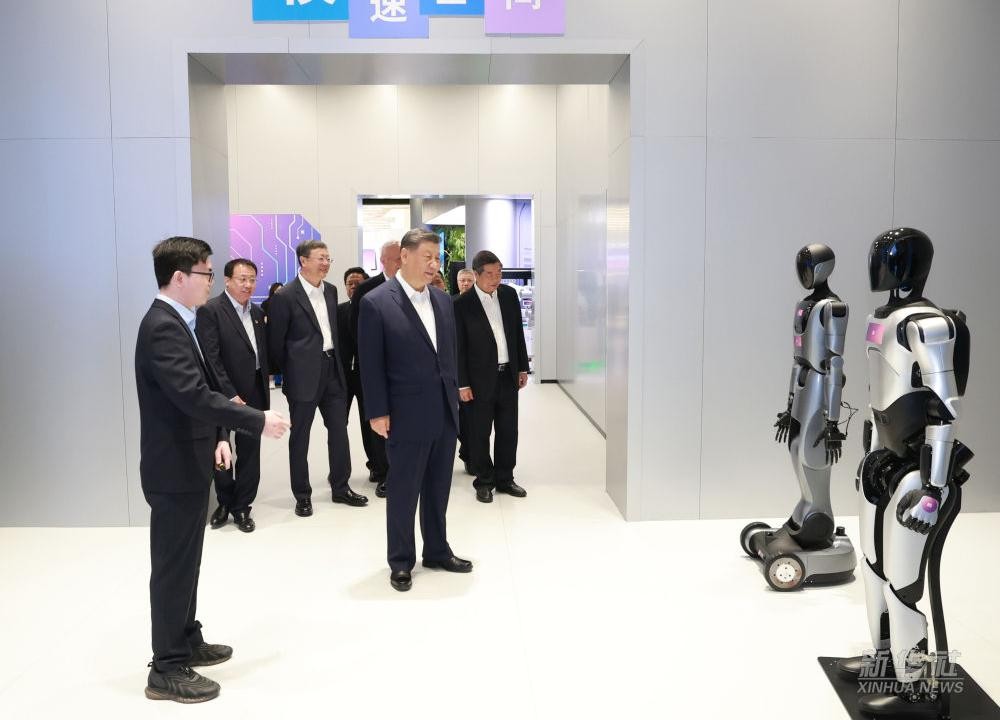 习近平总书记到上海调研，亿万28代表具身智能行业汇报进展